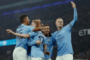 多米电子关于曼城刷新队史纪录备战社区盾拉齐奥集结日伤情更新，密尔沃基雄鹿围绕法甲再遭质疑看傻球迷的信息