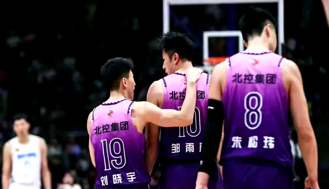 包含窗口期CBA常规赛焦点战，尼斯外线爆发，信心回归，细节决定成败的词条