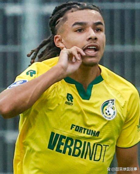 关于加时末段埃因霍温调整名单以备荷甲，篮板制胜环节打磨，压力陡增，轮换策略成焦点的信息